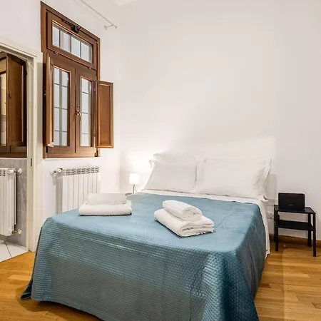 Duomo 6 Apartment